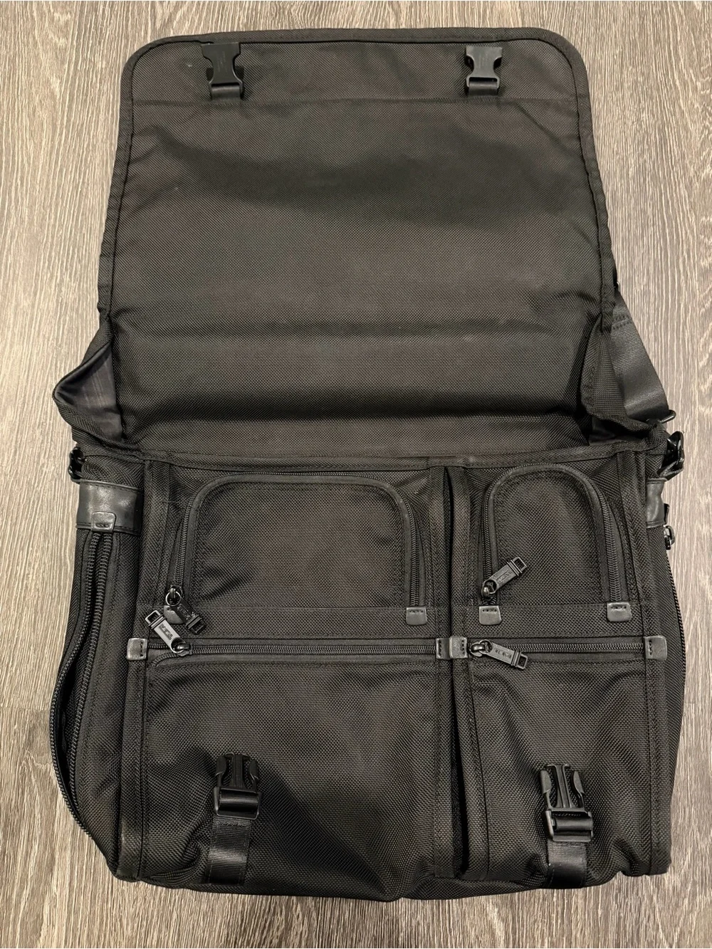 Tumi Messenger Briefcase with Shoulder Strap